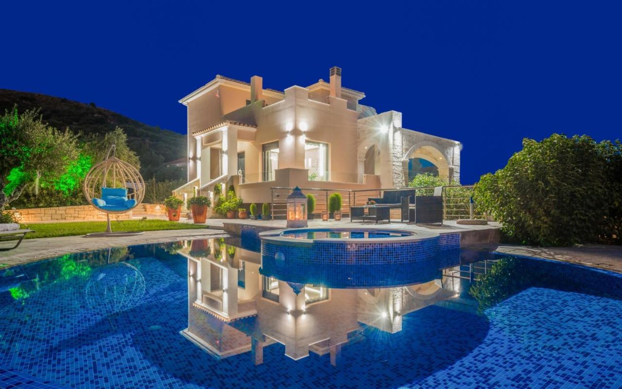 Romanza Luxury Villa Kalamaki  Bagian luar foto