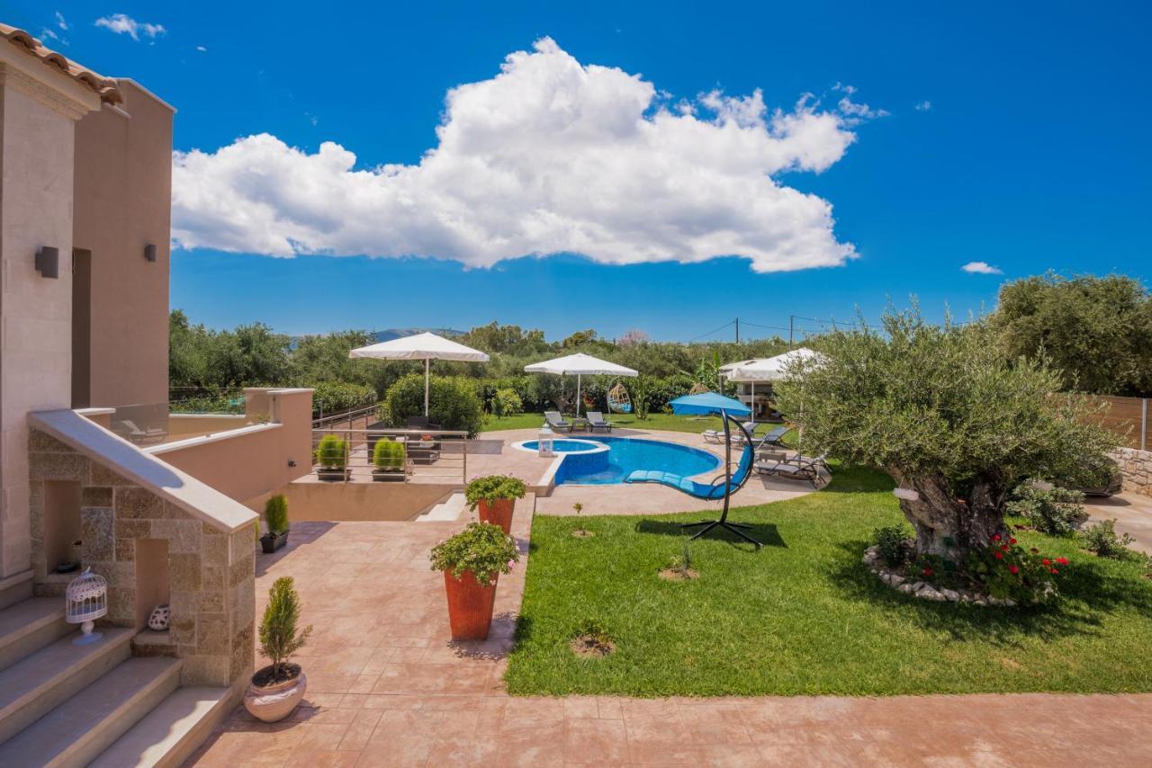 Romanza Luxury Villa Kalamaki  Bagian luar foto