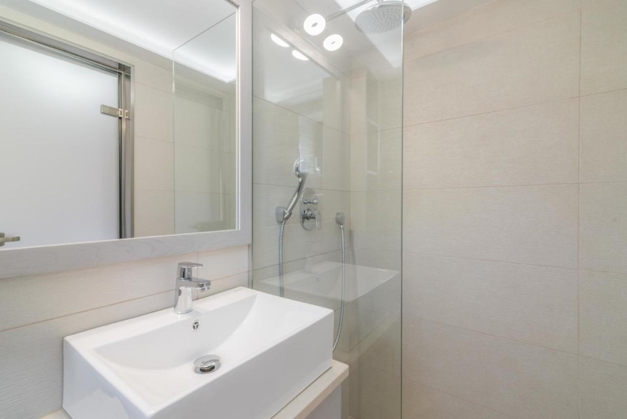 Romanza Luxury Villa Kalamaki  Bagian luar foto