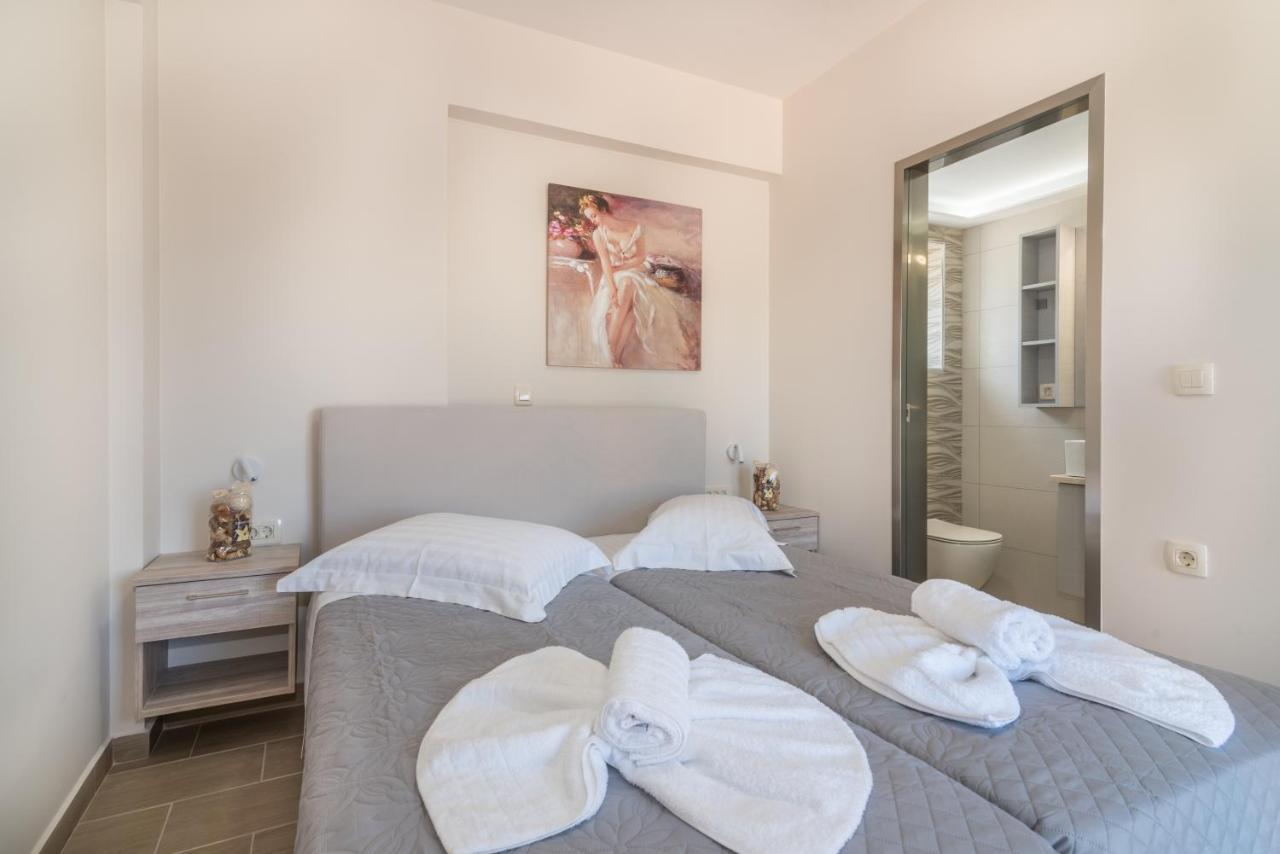 Romanza Luxury Villa Kalamaki  Bagian luar foto